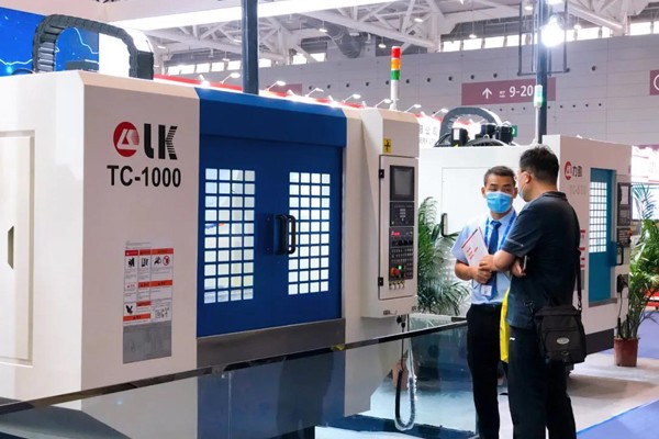 第21届深圳机械展：力劲高效智能数控加工装备赋能5G产业加速成长